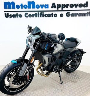 CFMOTO 700CL-X Sport