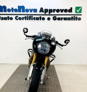 Triumph Thruxton 1200 R