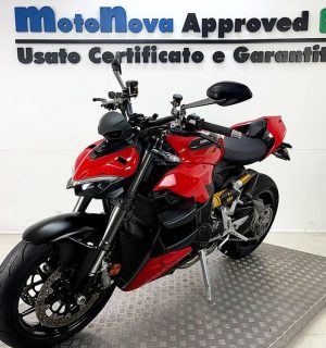 Ducati Streetfighter V2