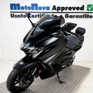 Yamaha T-Max 560