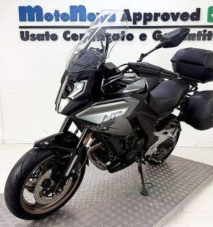 CFMOTO 700MT