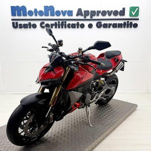 Ducati Streetfighter V2