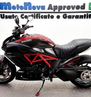 Ducati Diavel 1200 Carbon