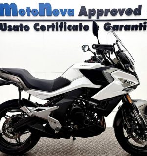 CFMOTO 700MT