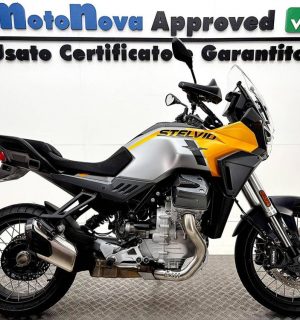 Moto Guzzi Stelvio