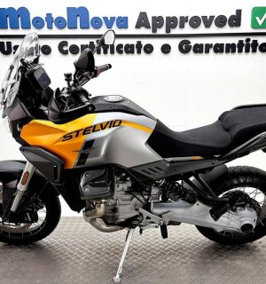 Moto Guzzi Stelvio
