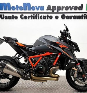 KTM 1390 Super Duke R