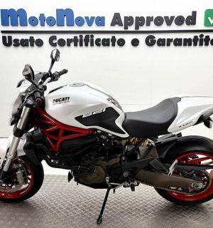Ducati Monster 821 ABS